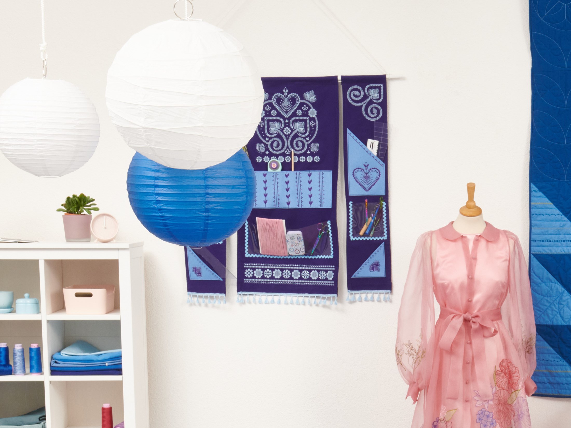 Wall organizer BERNINA